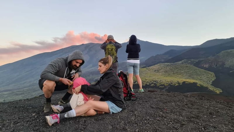 Etna North 2900mt Sunset: Summit area & Craters of 2002 - Price and logistics