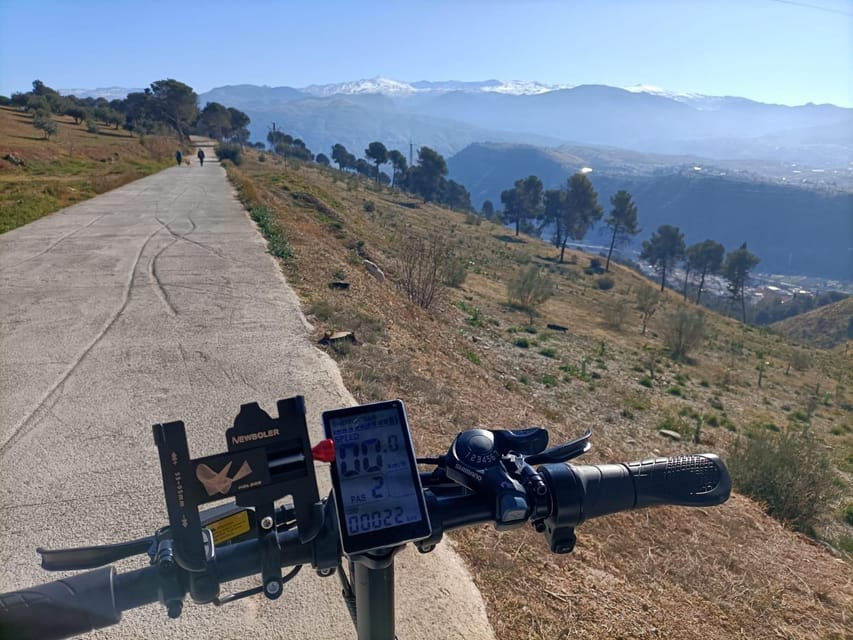 Exclusive e-bike tours for two in Granada. - A detailed look at the experience: Pedaling through Granada’s essence