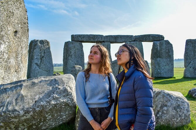 Exclusive Stonehenge Inner Circle & Windsor Day Trip from London - Transitioning to Windsor