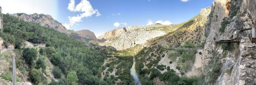Excursion to the CAMINITO del REY from Seville - Starting with a Smooth Pickup and Scenic Drive