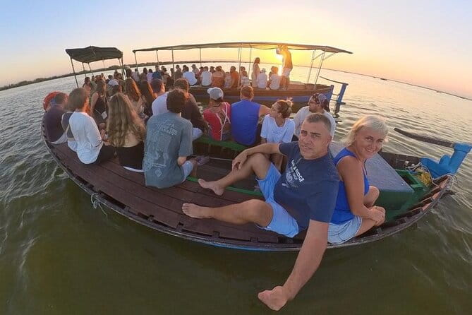 Excursion to the lagoon, sunset and boat ride. - Key Points / Takeaways