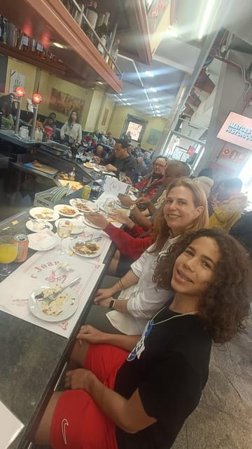 Familly friendly: tailored tapas, giants & Scavenger Hunts! - The Sum Up