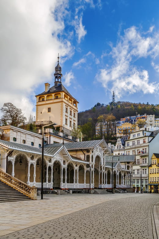 Famous Spa town Karlovy Vary & castle Loket from Prague - Exploring the Historic Town of Loket