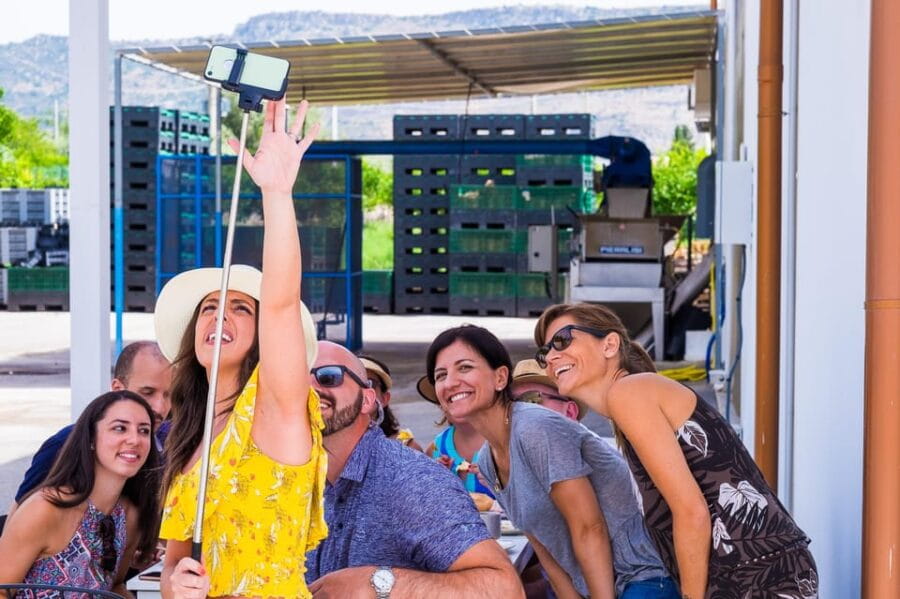 Favola Lemon tour and olive oil Tasting in Syracuse - What to Expect During the Tour