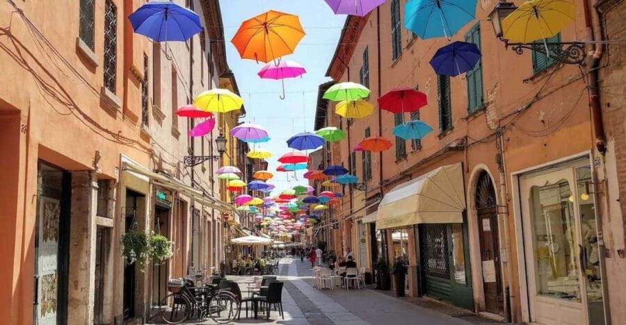 Ferrara: Guided City Highlights Walking Tour - Inside the Heart of Renaissance Ferrara