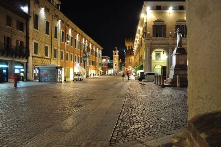 Ferrara: Private Walking Tour with Local Guide - Exploring Ferrara’s Historic Heart in Detail