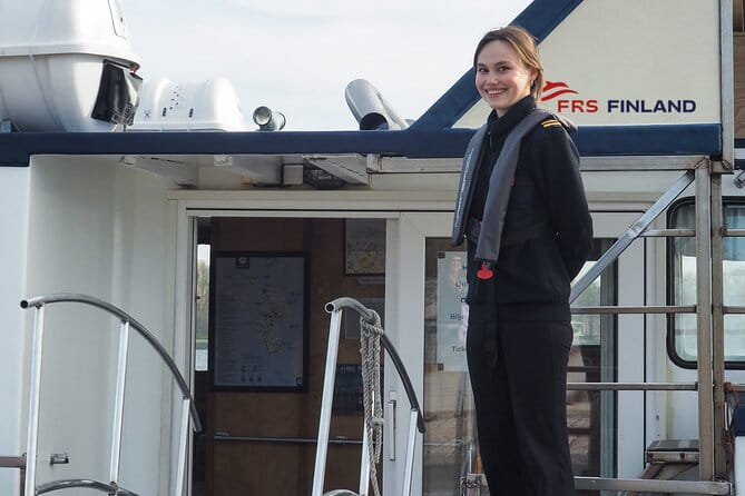 Ferry to Vallisaari Fortress Island - Arriving at Vallisaari: What to Do and See