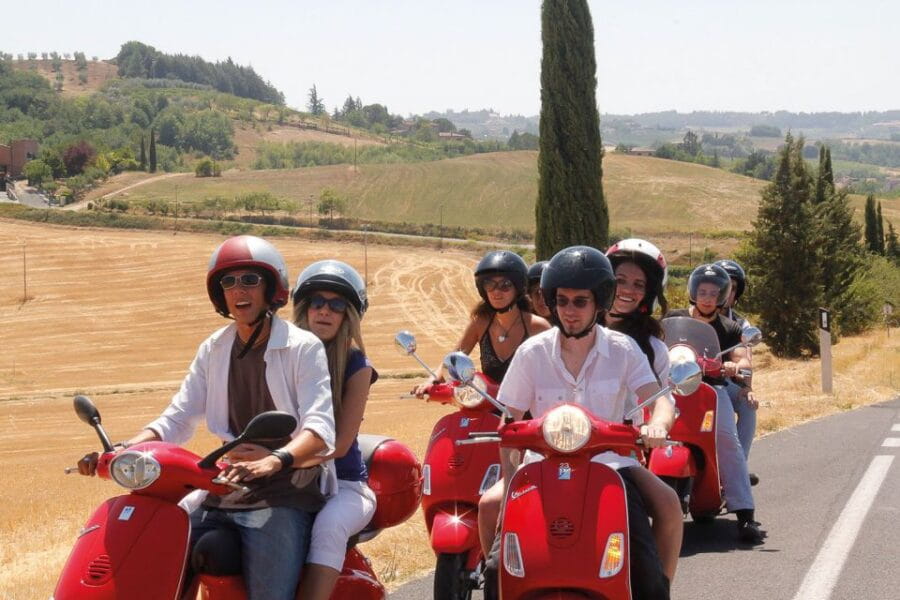 Florence/Badesse: Tuscany Group Vespa Tour with Wine Tasting - Exploring the Itinerary in Detail