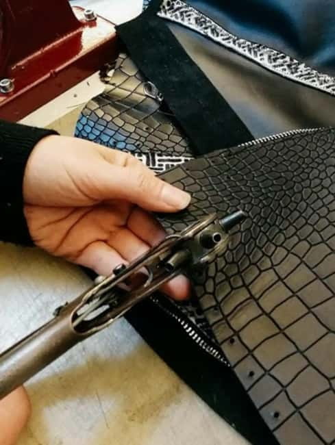 Florence: Leather Wallet-Making Workshop with Coffee - Price and Logistics: Is It Worth It?