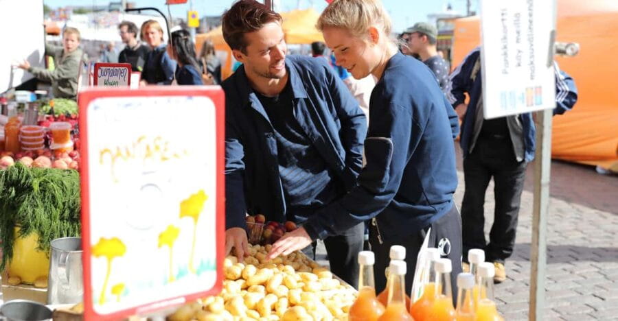 FOOD Tour with Rooftop Bar Visit in Helsinki - Unique Insights from the Guides and Food Tips