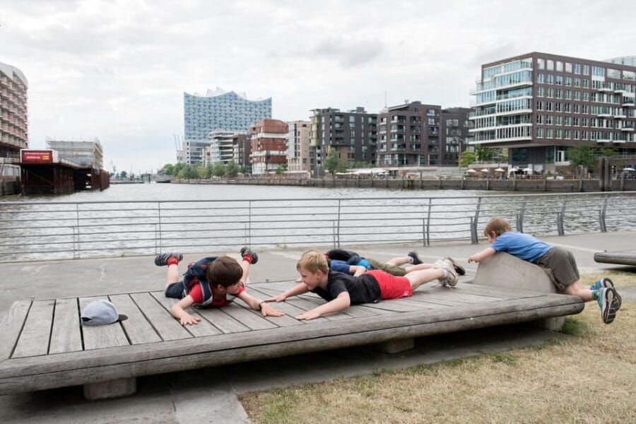 Frankfurt: Geolino City Rallye for Kids Mainufer - The Interactive Nature of the Tour