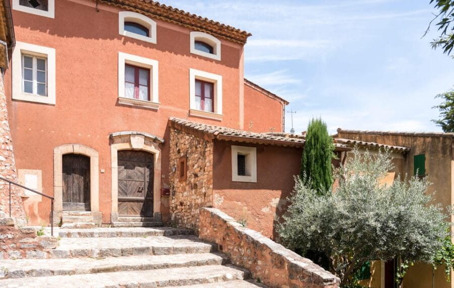 From Aix-en-Provence: Wine & Luberon Villages Full-day Tour - Exploring Lourmarin: A Renaissance Gem