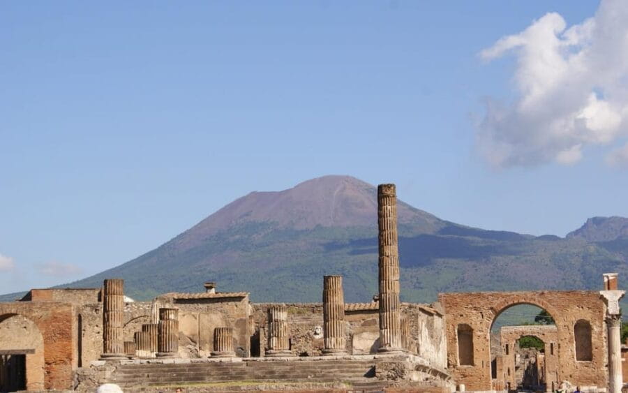 From Amalfi Coast: Pompeii, Herculaneum, and Mt. Vesuvius - Exploring the Tour: An In-Depth Look