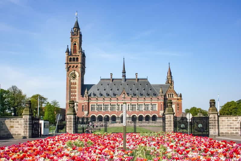 From Amsterdam: Rotterdam, The Hague & Delft Private Tour - Exploring The Hague: Politics, Royalty, and Art
