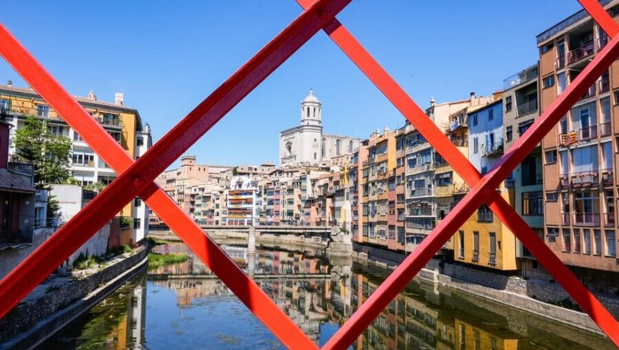 From Barcelona: Girona Guided Tour & Dalí Museum in Figueres - Exploring Girona’s Old Town and Jewish Quarter