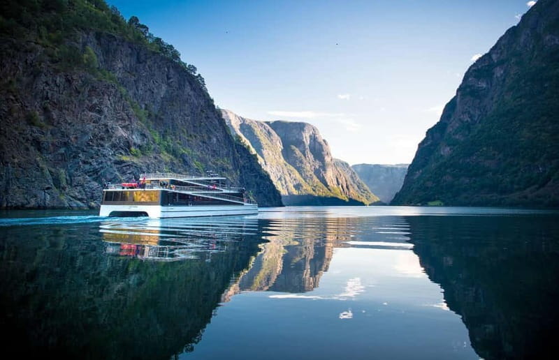 From Bergen- Beautiful Nærøyfjord, Flåm, and Stegastein - Who Will Enjoy This Tour Most?