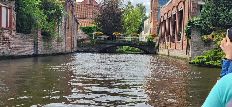 From Brussels: Ghent and Bruges Day Trip with Guide - Who Is This Tour Best For?