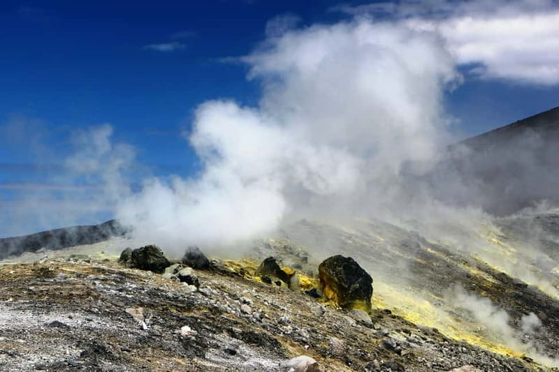 From Cefalù: Lipari and Vulcano Tour with Boat Trip - FAQ