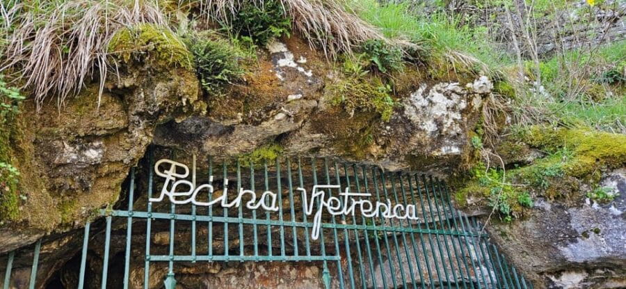 From Dubrovnik: Vjetrenica Cave and Korula Day Trip - Entering the Magical Depths of Vjetrenica Cave