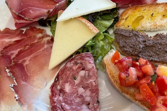 From Florence: Exclusive Tuk Tuk & Wine Experience in Tuscany - A Visit to Ulignanos Family Winery and a Tuscan Feast