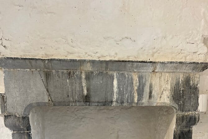 From Galway: Connemara, Kylemore Abbey & Castles 1 Day Tour - Exploring Oughterard and Aughnanure Castle