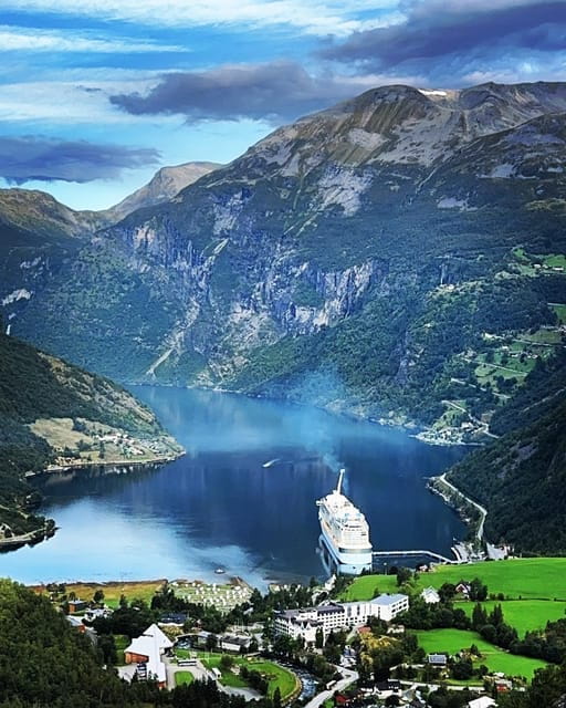 From Geiranger: Dalsnibba & Eagle Road Private Tour & Picnic - Departure Point and Convenience