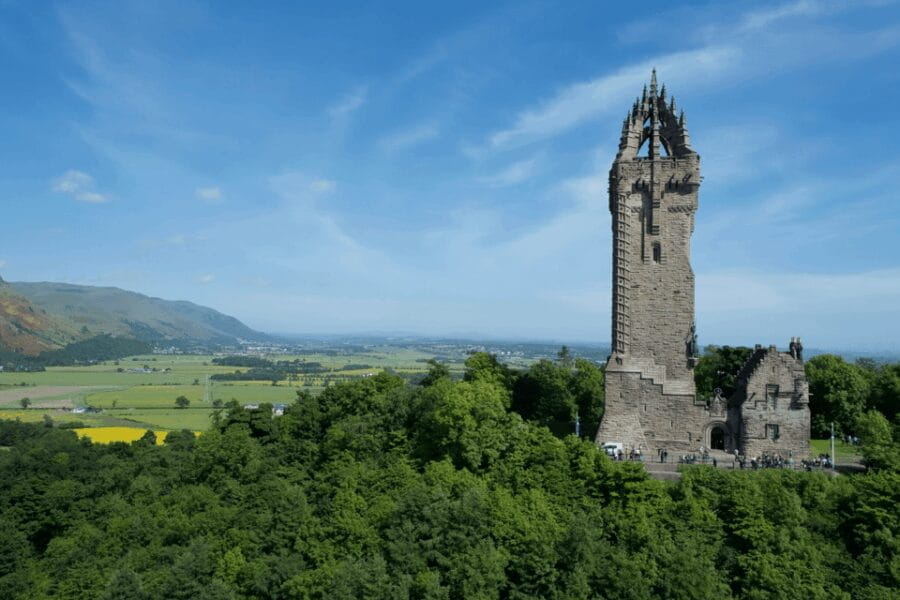 From Glasgow: Stirling Castle & Loch Lomond Tour - Who Should Consider This Tour?
