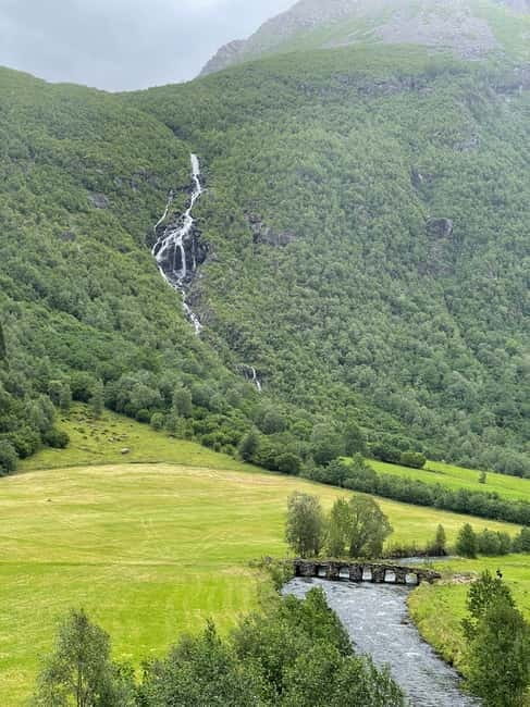 From Hellesylt: Electric Car Experience to Norangsdalen - The Route and Main Highlights