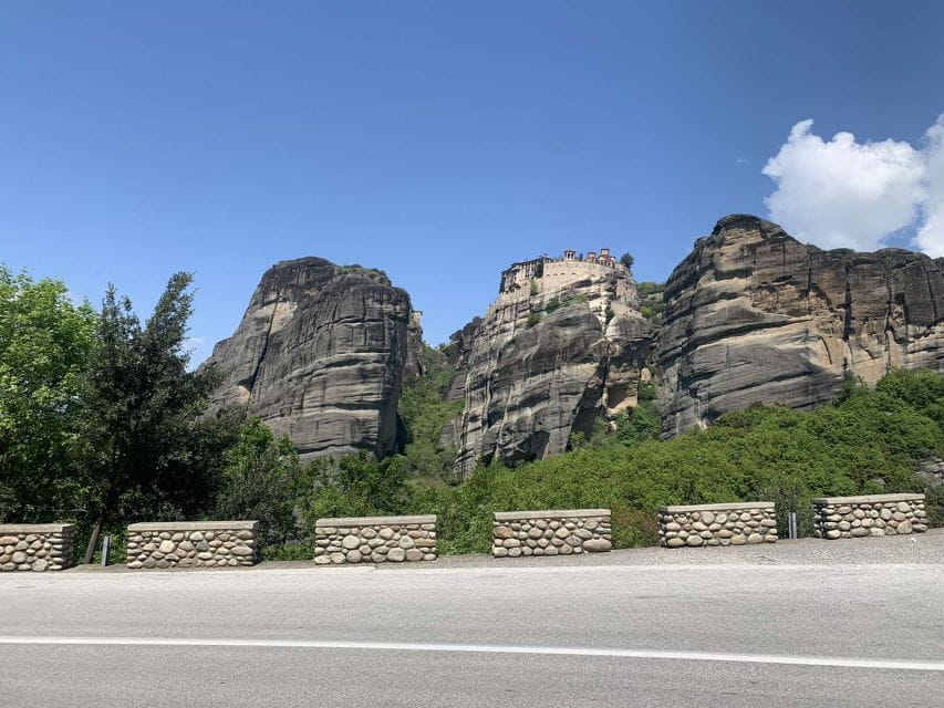From Kalabaka or Kastraki: Meteora Monastery Morning Tour - Detailed Breakdown of the Itinerary