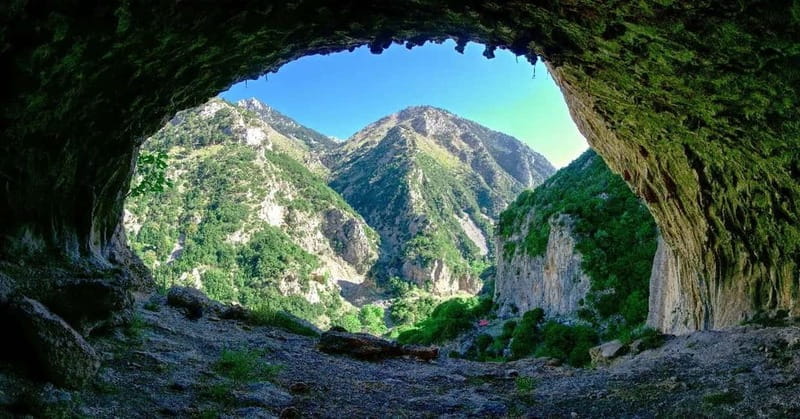 From Kalamata: Rock Climbing in Lagada - Discovering Lagada: A Climber’s Perspective