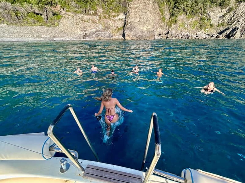 From Levanto and Monterosso: Guided Cinque Terre Boat Cruise - Detailed Itinerary and What to Expect at Each Stop