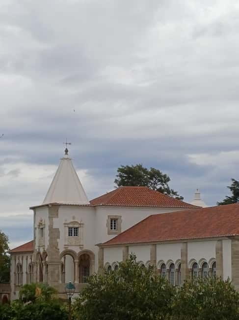 From Lisbon: Évora, Vila Viçosa, and Wine Cellars Day Trip - Vila Viçosa: The Marble Capital and Royal Heritage