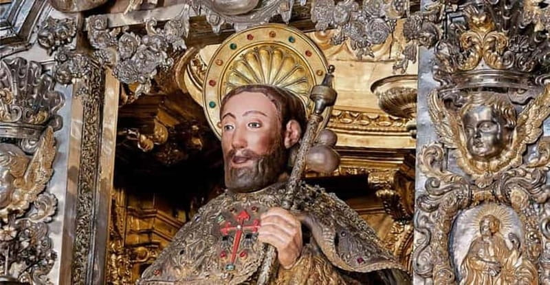 From Lisbon: Santiago de Compostela Day Trip with Fatima - Transportation and logistical details