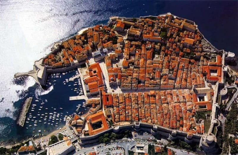 From Makarska: Day Trip to Dubrovnik - Exploring Dubrovnik’s Old Town: A Packed Four Hours