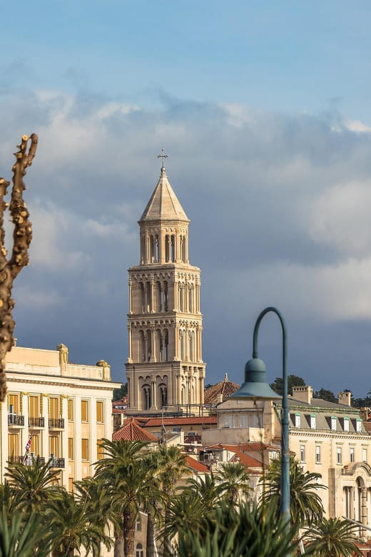 From Makarska : Split City Guided Tour & Free Time - Personal Exploration in Split
