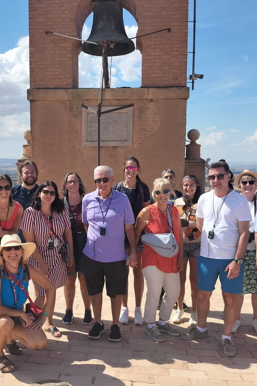 From Malaga: Day Trip to Alhambra by Bus with Entry Tickets - The Logistics and Timing: What You Need to Know