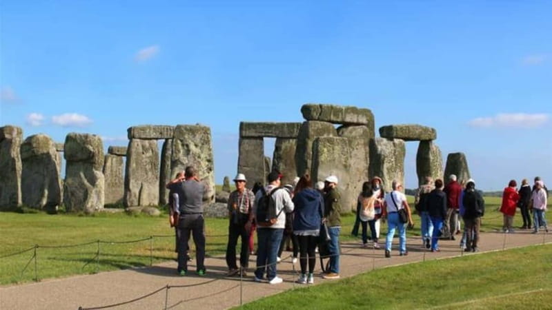 From Oxford: Stonehenge and Bath Small-Group Tour - Price and Logistics: Is It Good Value?