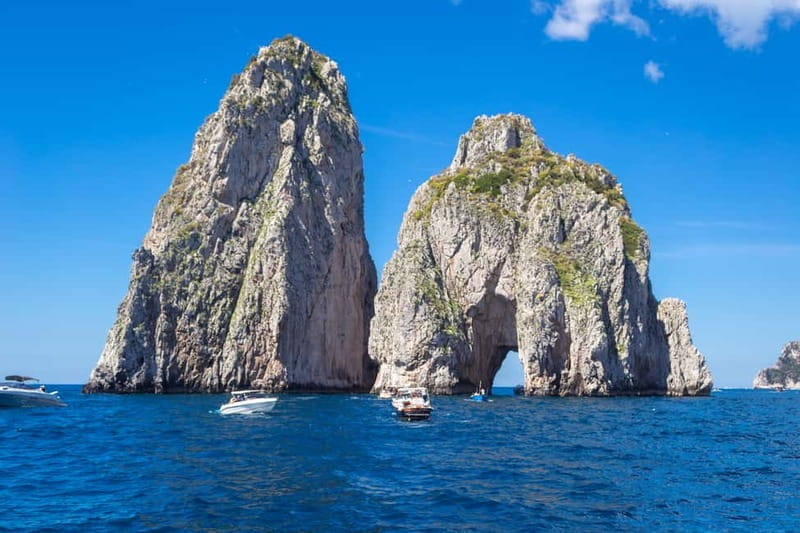 From Pompeii/Castellammare/Vico Equense: Capri Day Cruise - The Boat Cruise: Sights and Cave Highlights