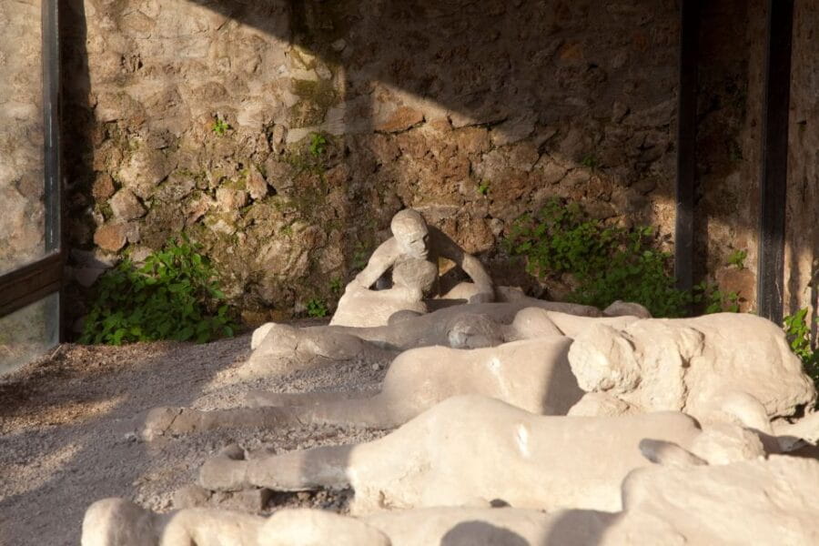 From Positano: Pompeii Ruins Small Group Guided Tour - Arriving at Pompeii: What to Expect