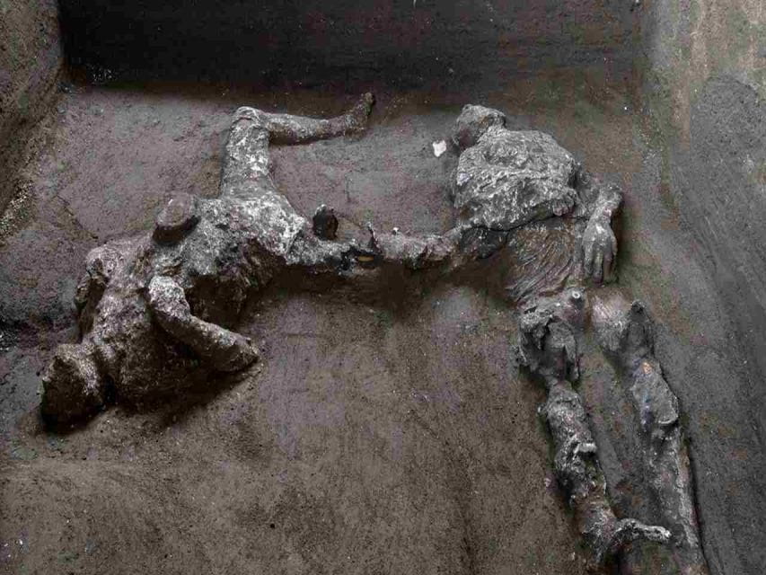 From Rome: Amalfi Coast and Pompeii, Full Day Private Tour - Positano: The Cliffside Charm