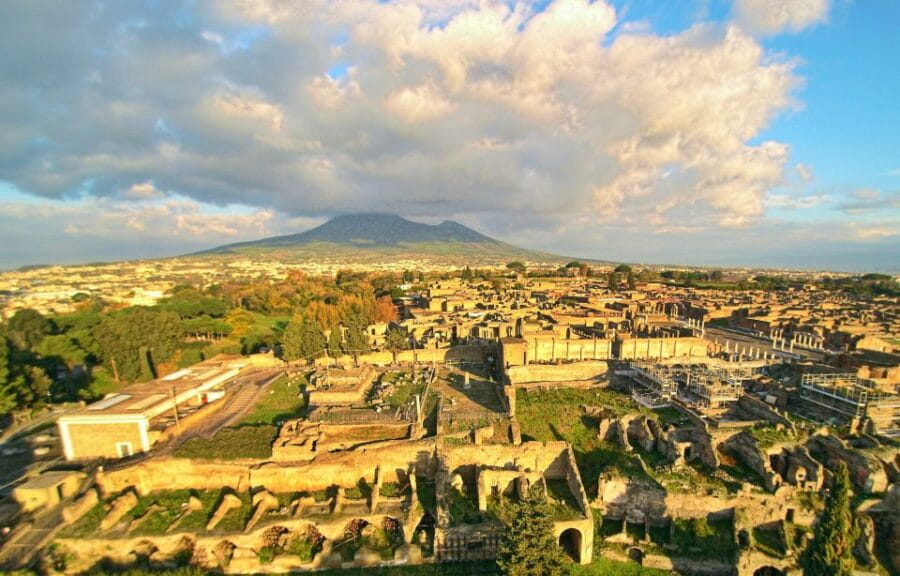 From Rome: Pompeii Private Full-Day Trip with Tour - Discovering Pompeii: The Itinerary