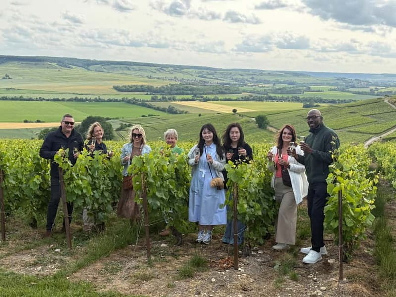 From Rome: Tuscany Day Trip with Lunch and Wine Tastings - First Stop: A Hidden Tuscan Winery