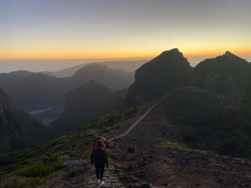 From Santana to PR1 and PR1.2 Ruivo - Arieiro - The Scenic Ride to Achada do Teixeira