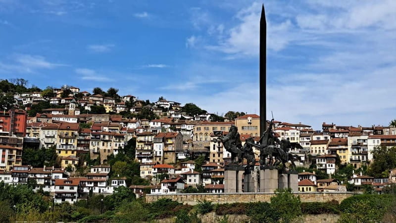 From Sofia: Veliko Tarnovo and Arbanasi Tour with Transfer - Discovering Bulgaria’s Medieval Gem: Veliko Tarnovo
