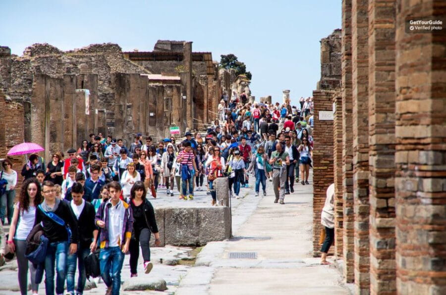 From Sorrento: Pompeii Ruins All-inclusive Guided Tour - The Experience on the Ground