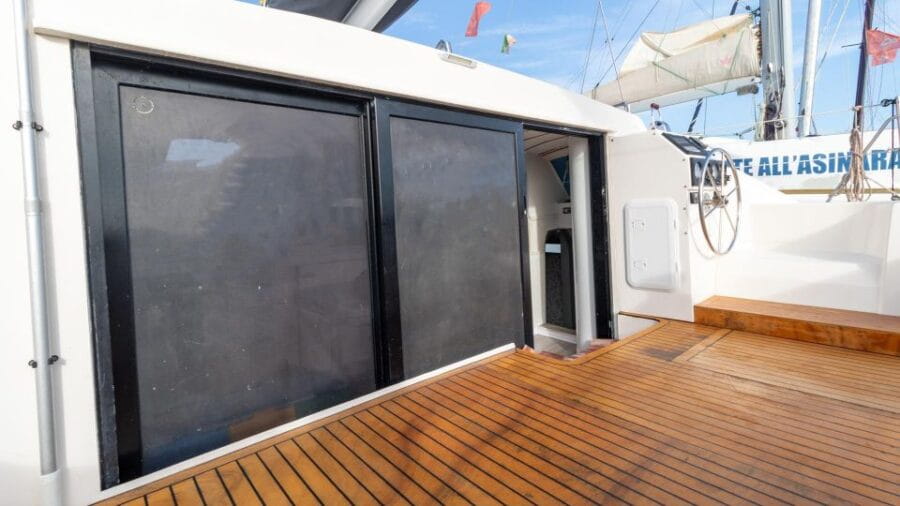 From Stintino: Catamaran tour to Asinara Island - Key points / Takeaways