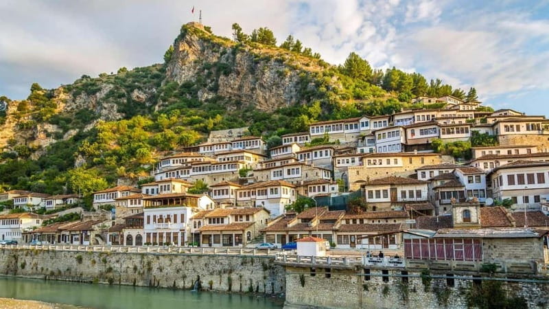From Tirana/Durres: Berat Day Tour - UNESCO Heritage Site - Wandering the Charming Neighborhoods of Mangalem and Gorica