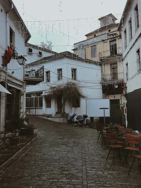 From Tirana: Gjirokaster UNESCO Day Tour with 4x4 SUV - Gjirokastër Castle: A Majestic Fortress