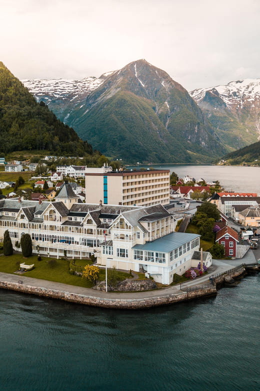 From Vik: Guided Fjord & Glacier Tour to Fjærland - Discover the Beauty of Fjærland and Surroundings