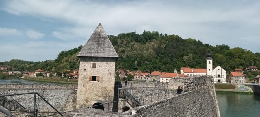 From Zagreb: Jasenovac Memorial Museum and Hrvatska - Who Will Appreciate This Tour?